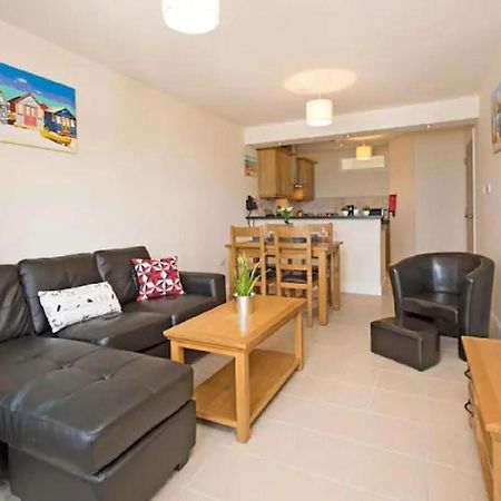 Stylish & Spacious 2Bd Apartment Westbeach Resort 比迪福德 外观 照片